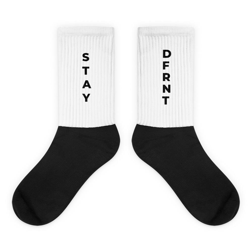 STAY DFRNT | LIFE SKULL - ribbed socks